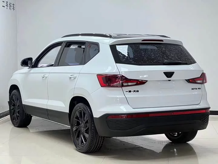 Jetta VS5