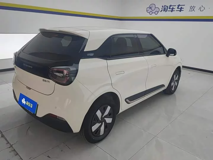 Dongfeng Nano 01
