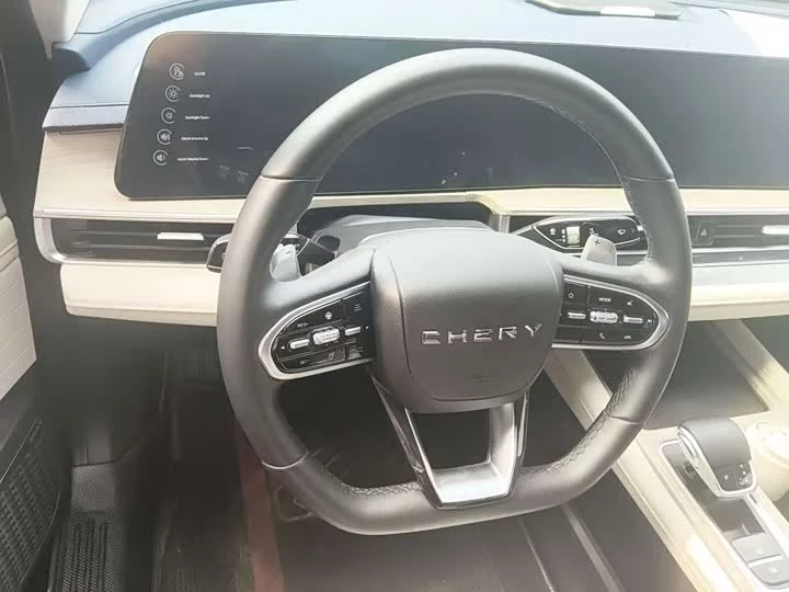Chery Arrizo 8