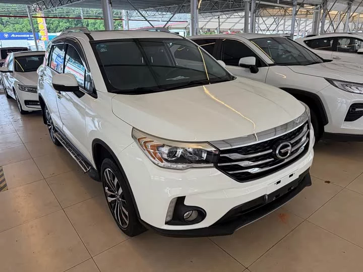 GAC Trumpchi GS4