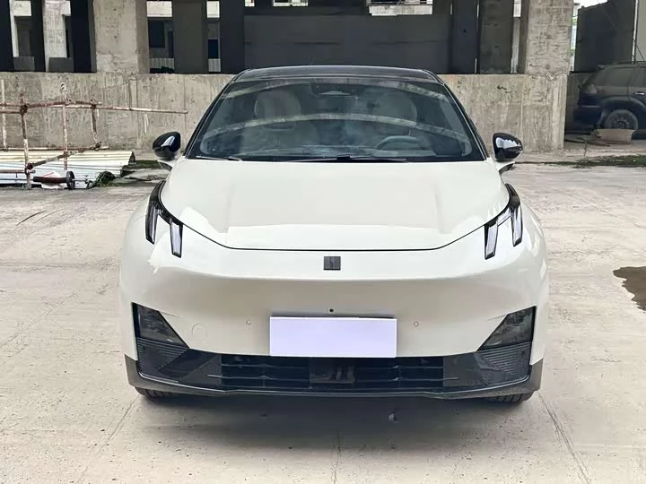 Lynk & Co Z20