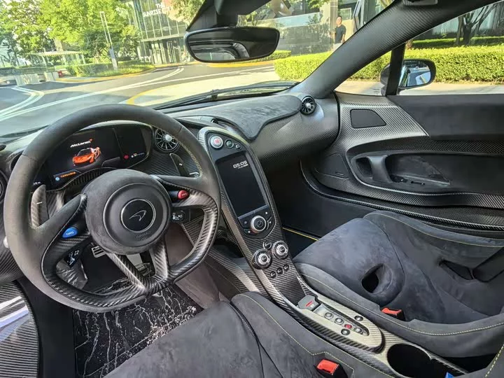 McLaren P1
