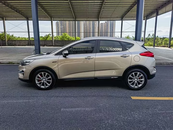 Geely Emgrand GS