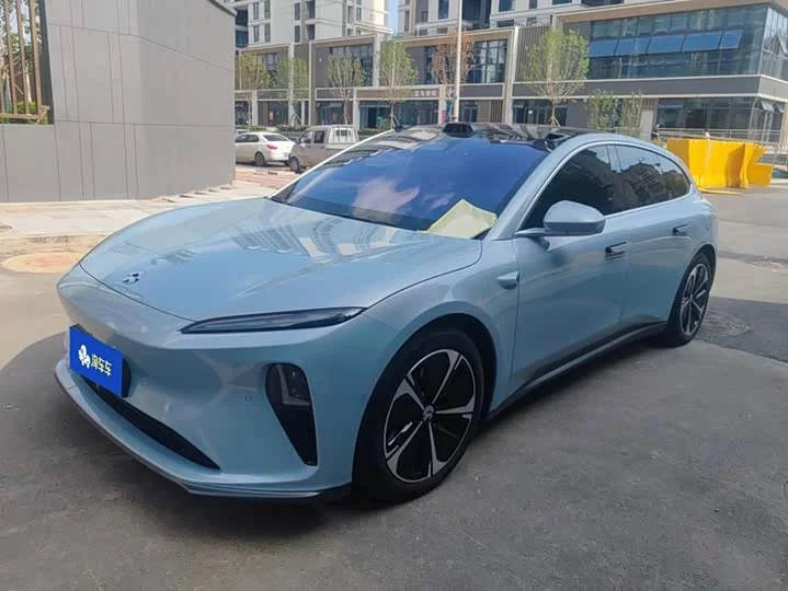 NIO ET5T