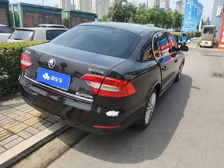Skoda SuperB