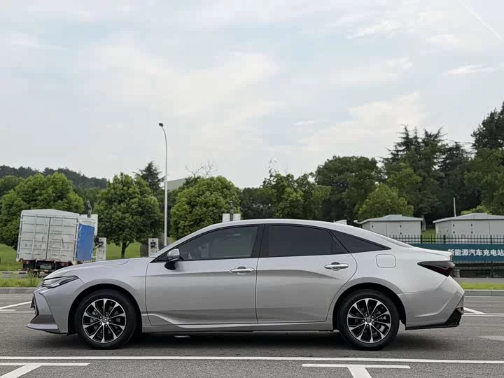 Toyota asian dragon