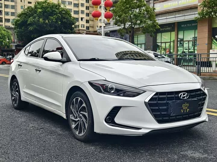 Hyundai lead