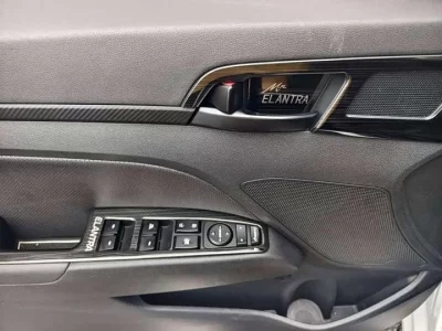 Hyundai Elantra Lingdong