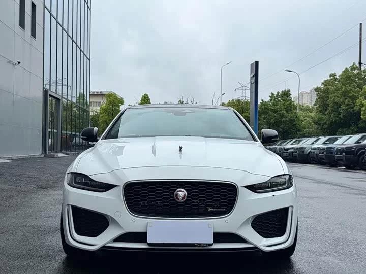 Jaguar XEL