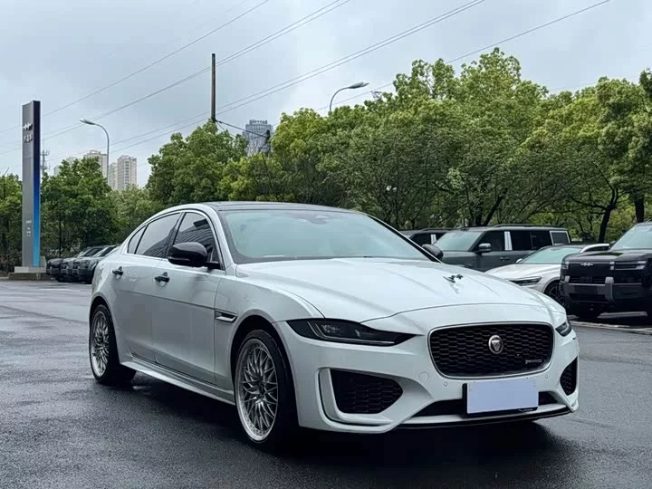 Jaguar XEL