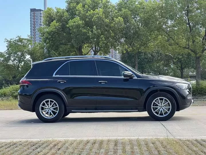 Mercedes-Benz GLE (Imported)