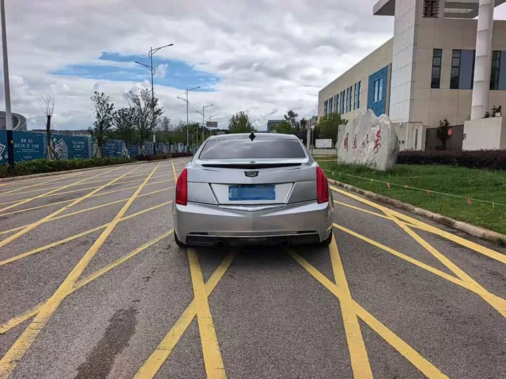 Cadillac ATS-L