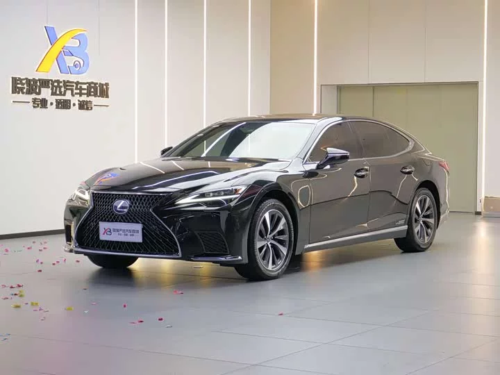 Lexus LS