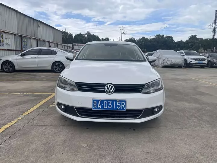 Volkswagen Sagitar