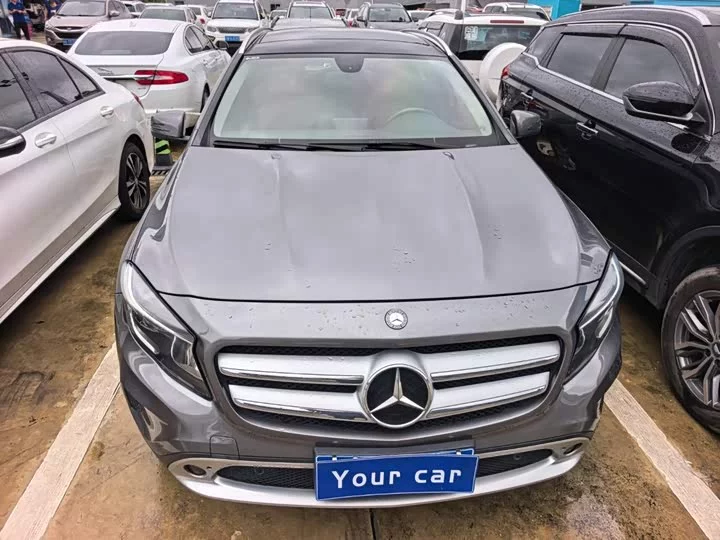 Mercedes-Benz GLA