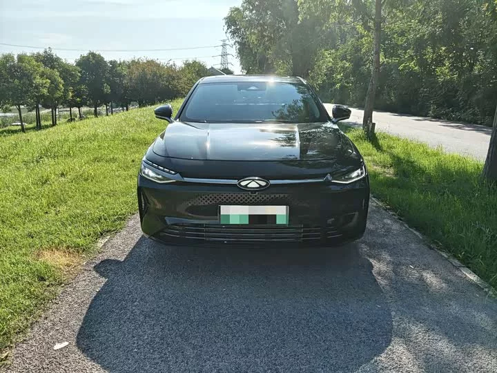 Chery Fengyun A8