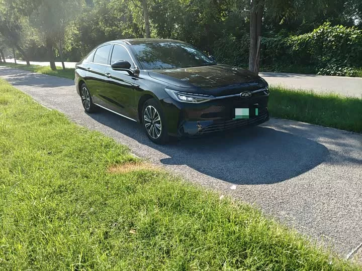 Chery Fengyun A8