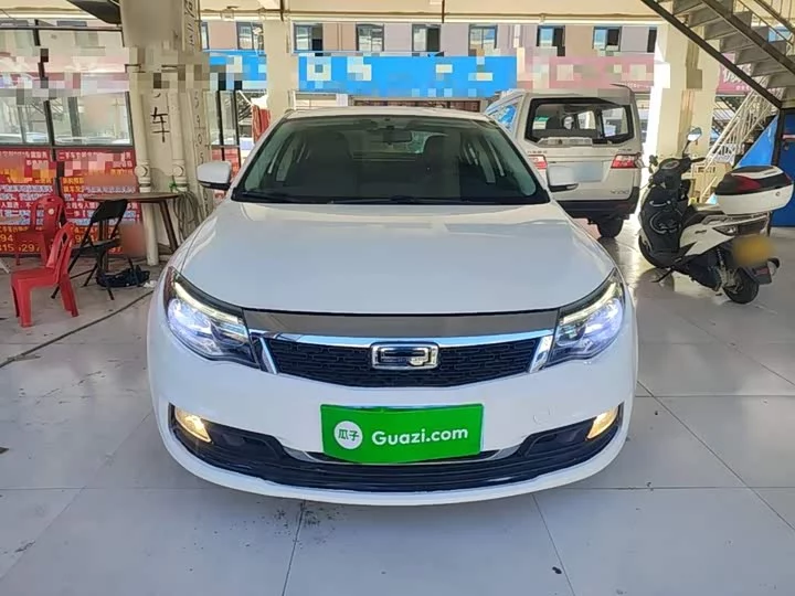 Qoros 3