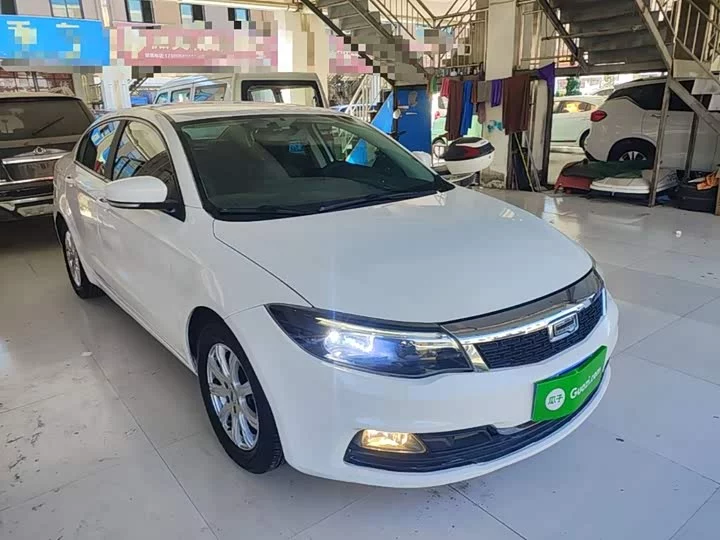 Qoros 3