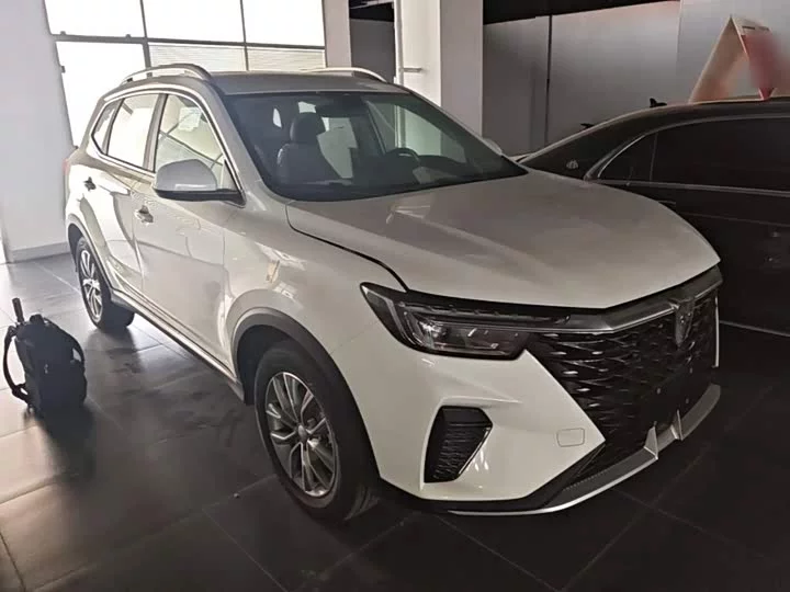Roewe RX5