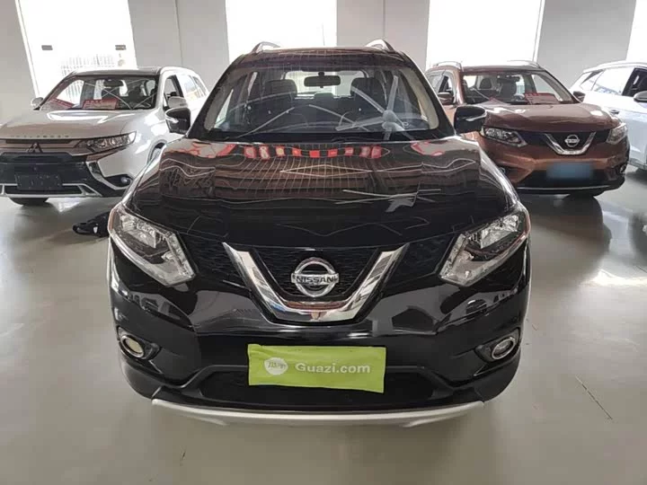 Nissan Qijun