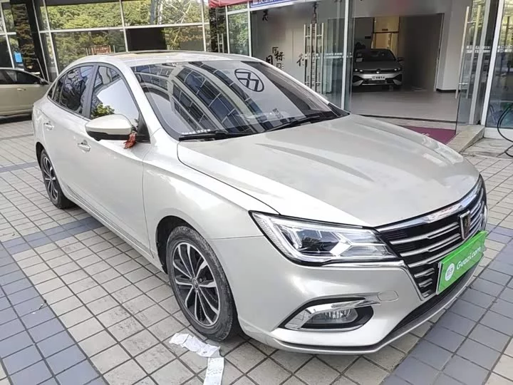 Roewe i5