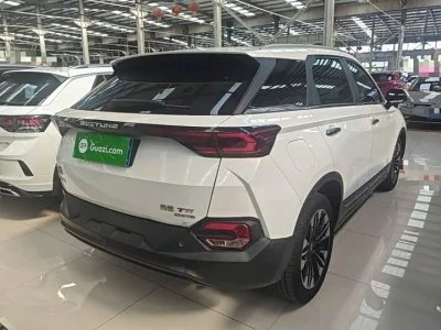 FAW Bestune T77