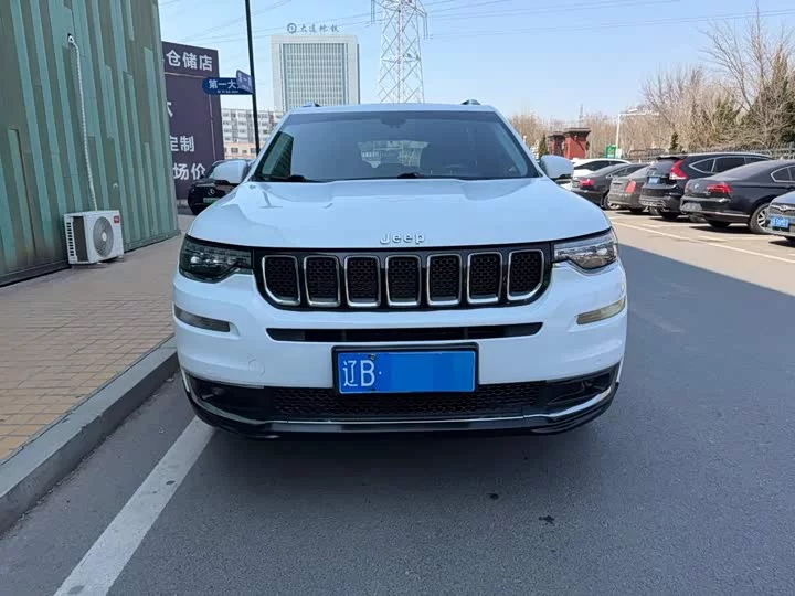 Jeep commander