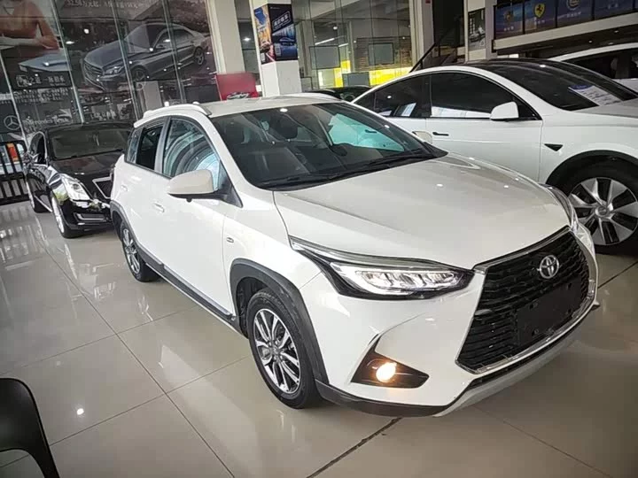 Toyota Yaris L
