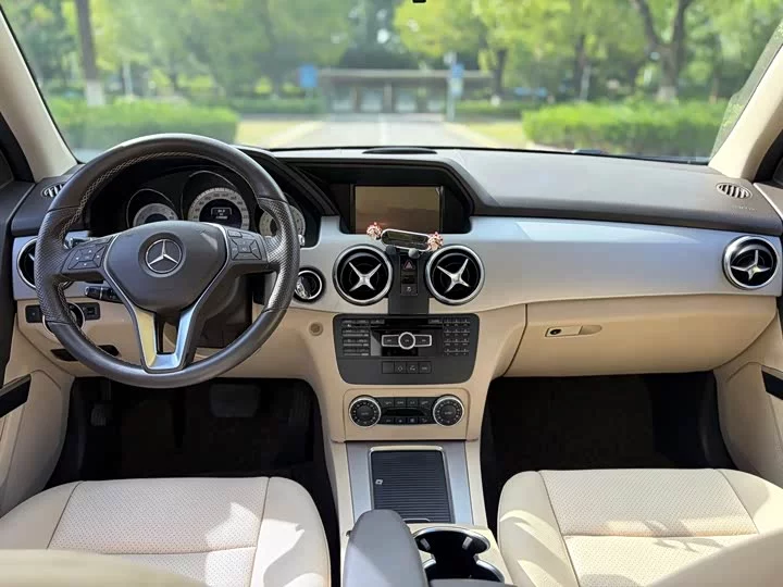 Mercedes-Benz GLK-Class