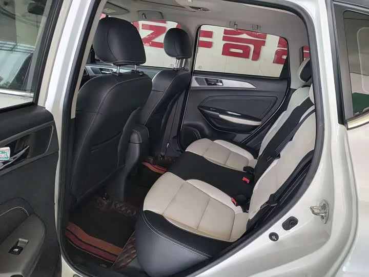 Changan CS35