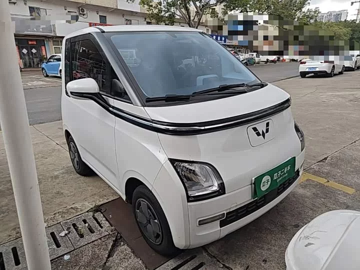 Wuling Air ev clear sky