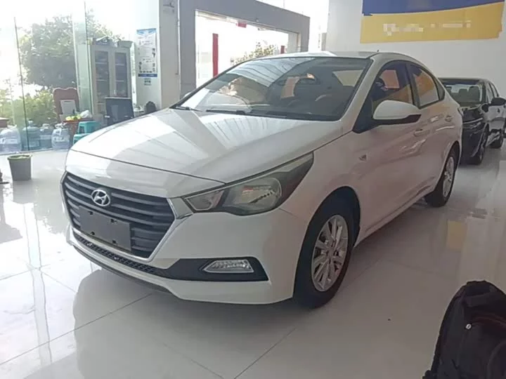 Hyundai Accept