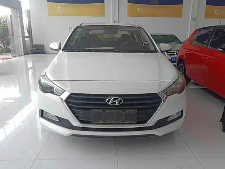 Hyundai Accept