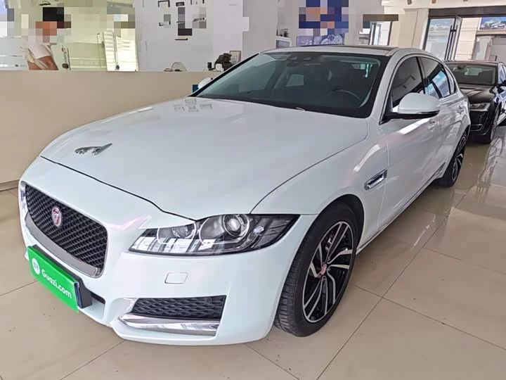 Jaguar XFL