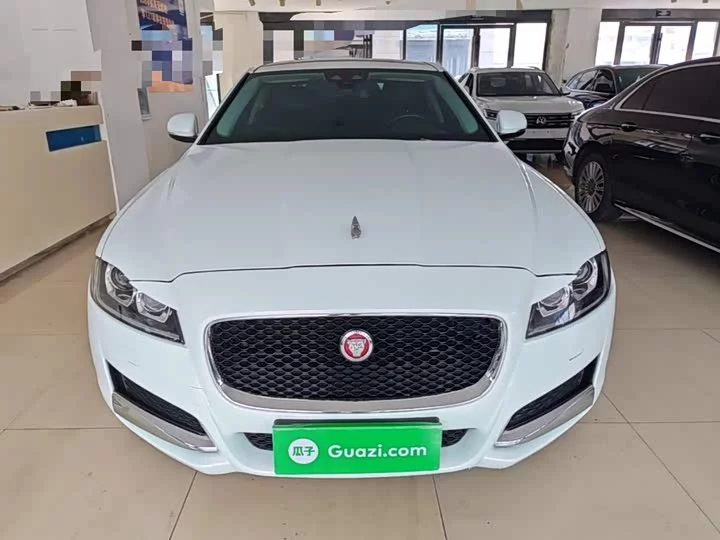 Jaguar XFL
