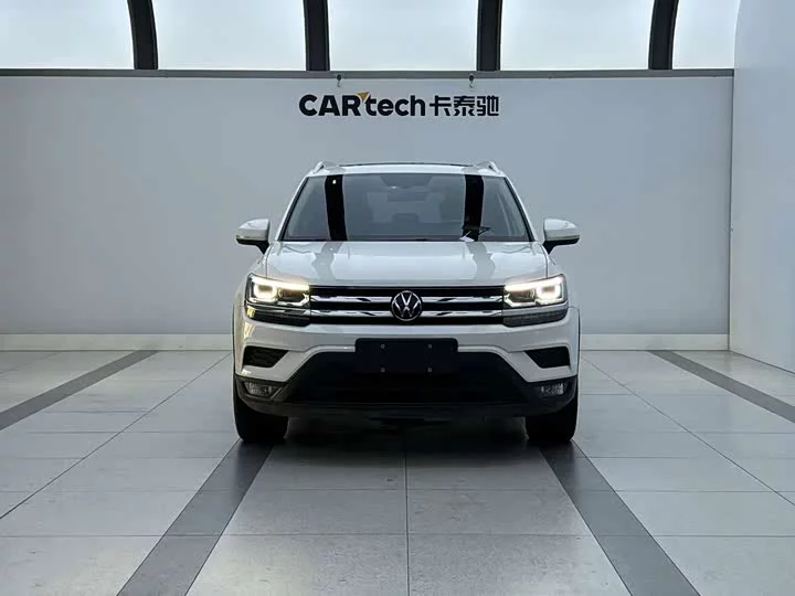 Volkswagen Tharu
