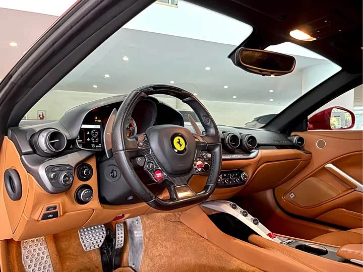 ferrari F12berlinetta