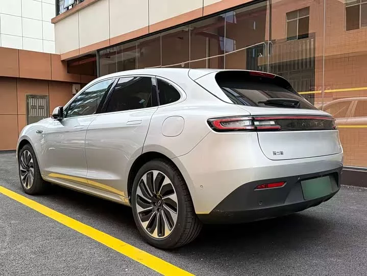 AITO Question Wenjie M5