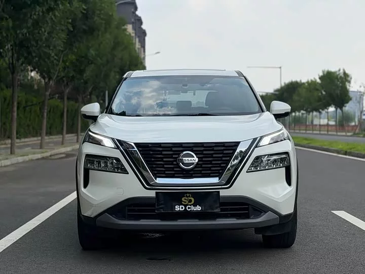 Nissan Qijun