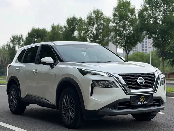Nissan Qijun