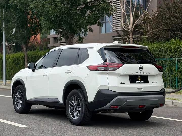 Nissan Qijun