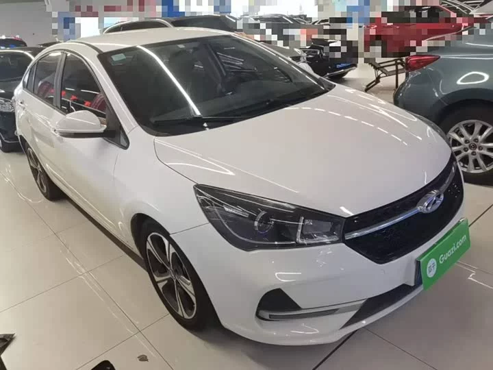 Chery Arrizo 5