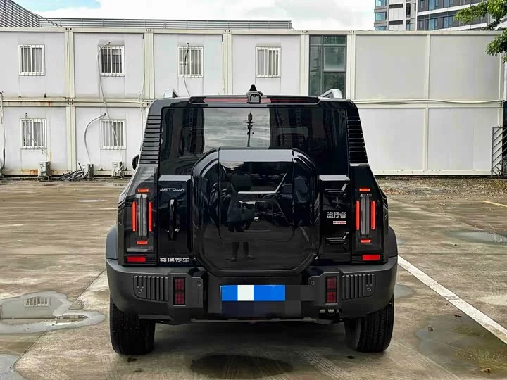 Jetour traveler