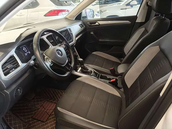 Volkswagen T-ROC Tange