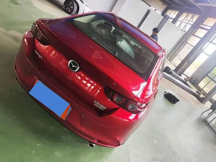 Mazda 3