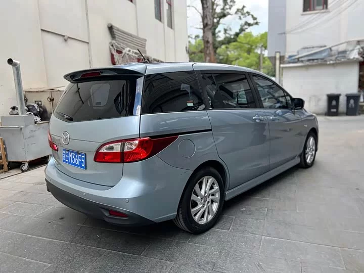 Mazda 5