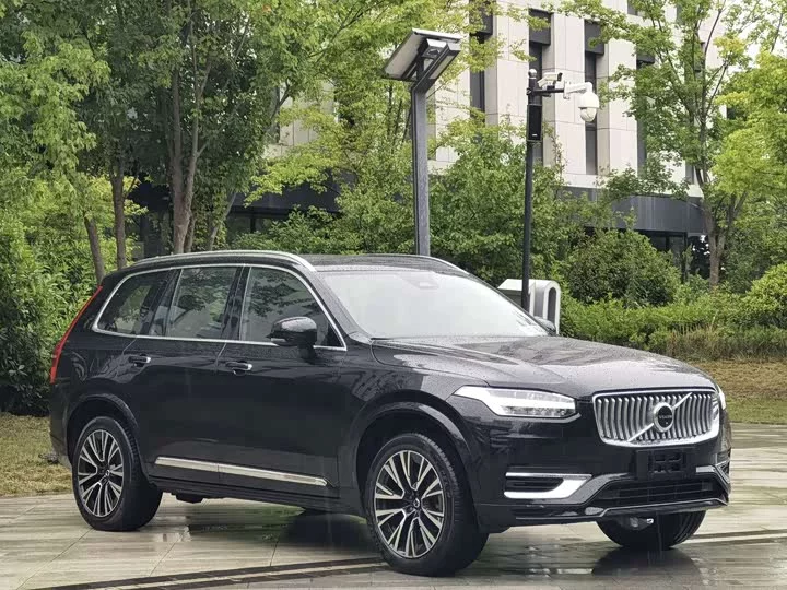 Volvo XC90 Plug-in Hybrid