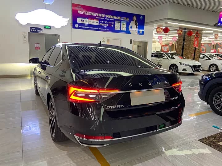 Skoda SuperB