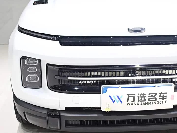 Geely ICON